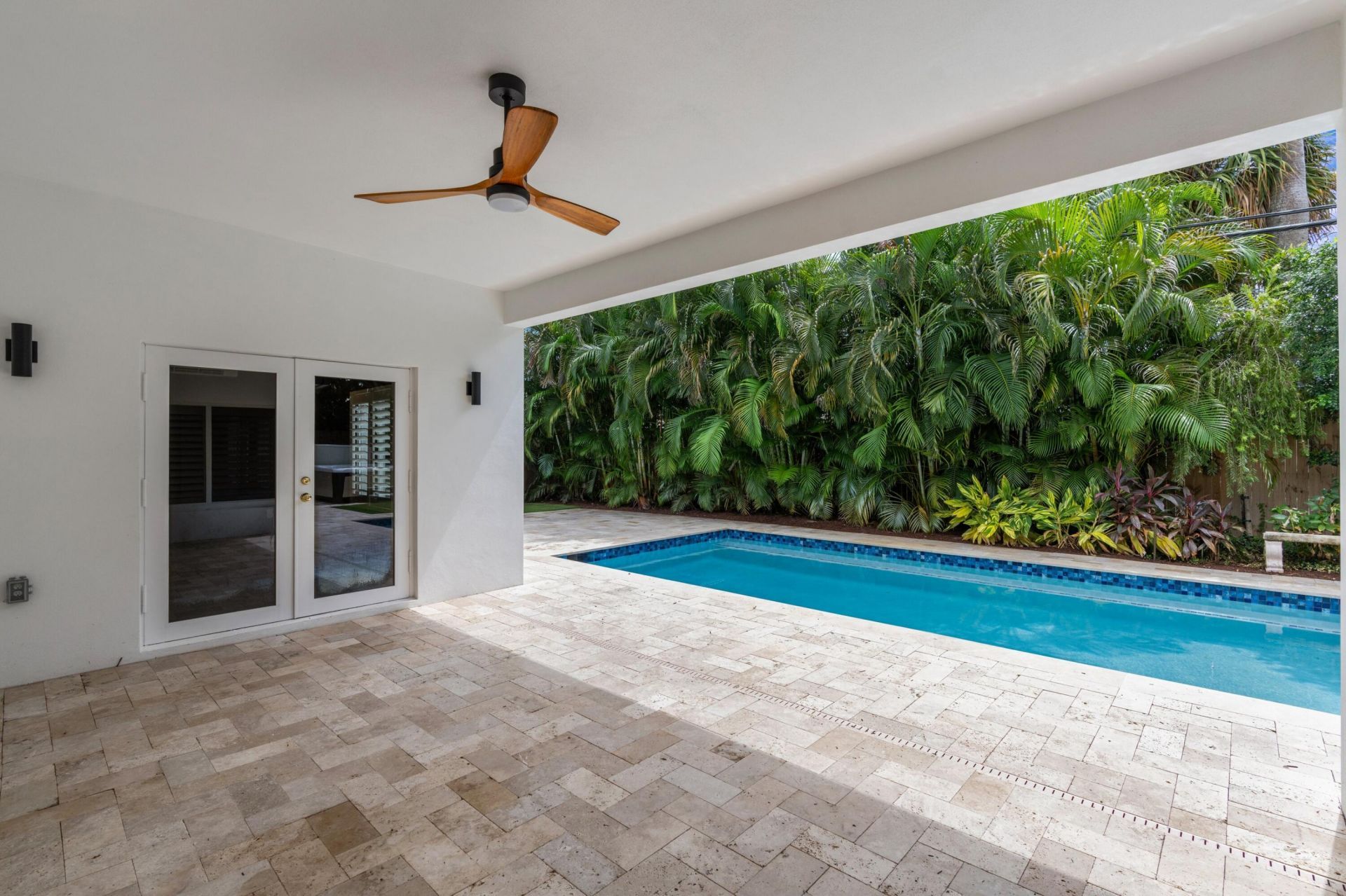 450 NE 5th Circle, Boca Raton, FL 33431 Photo
