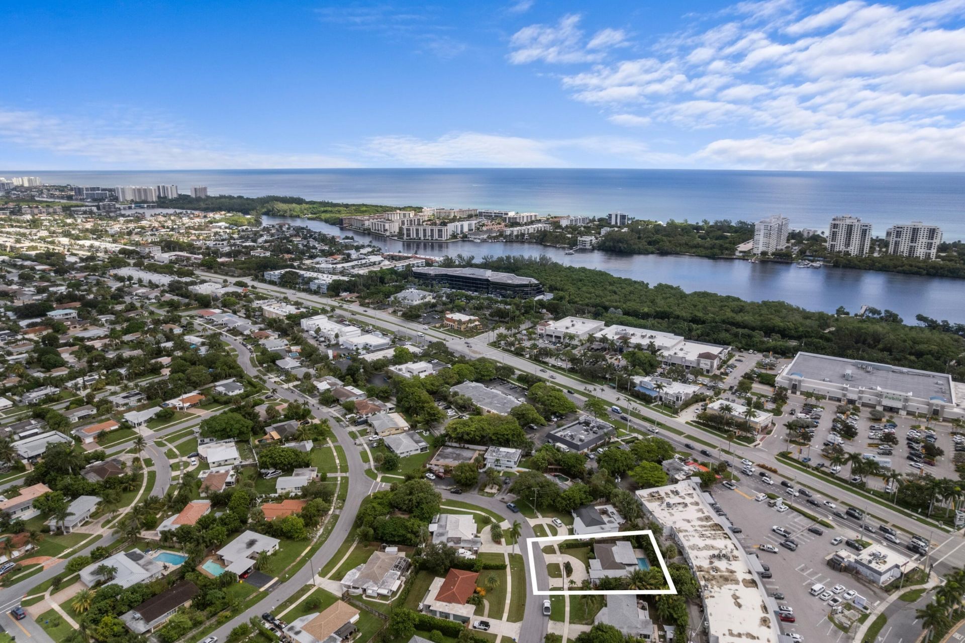 450 NE 5th Circle, Boca Raton, FL 33431 Photo