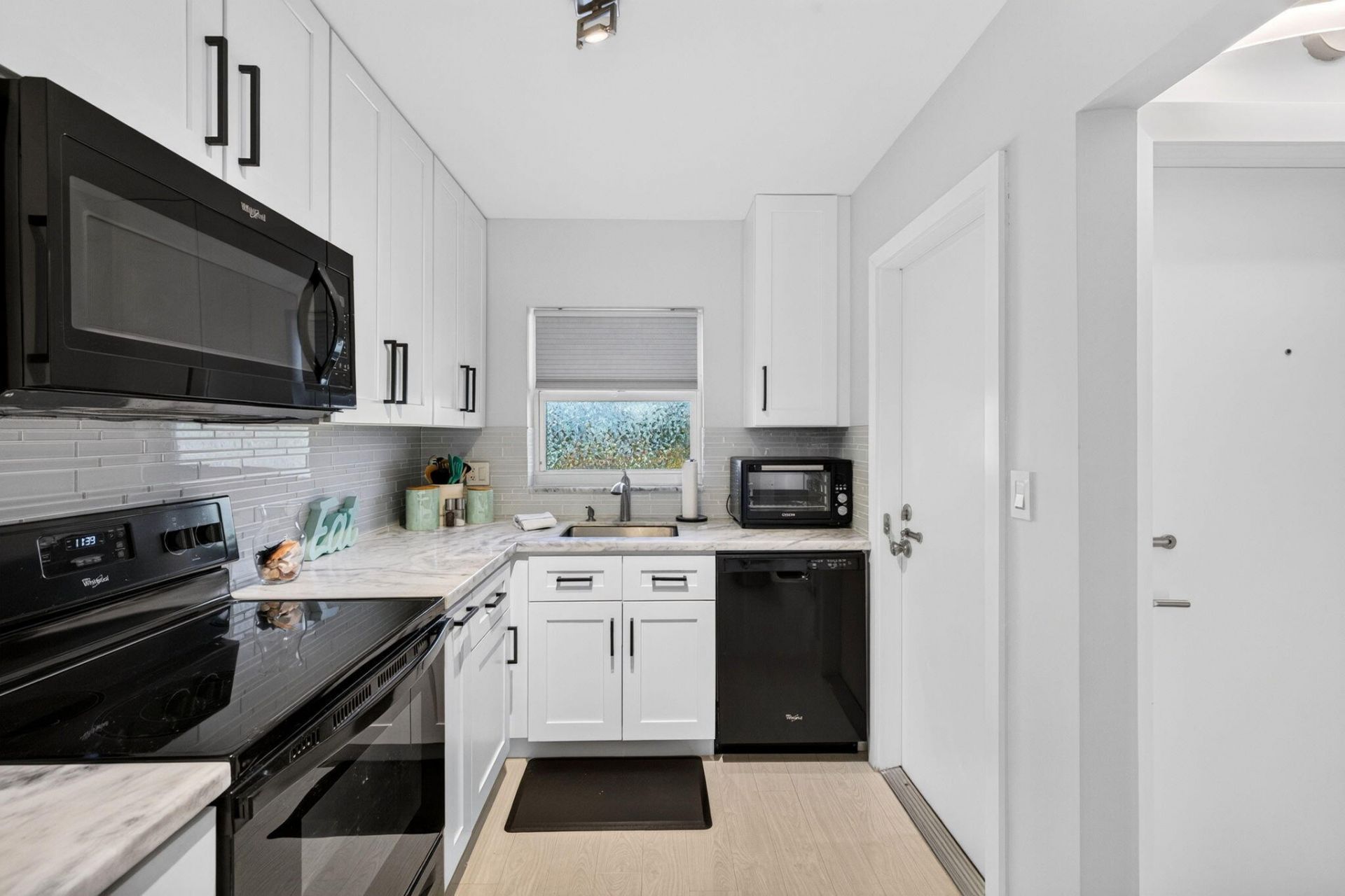 1750 NW 3rd Terrace, Unit 303C, Fort Lauderdale, FL 33311 Photo