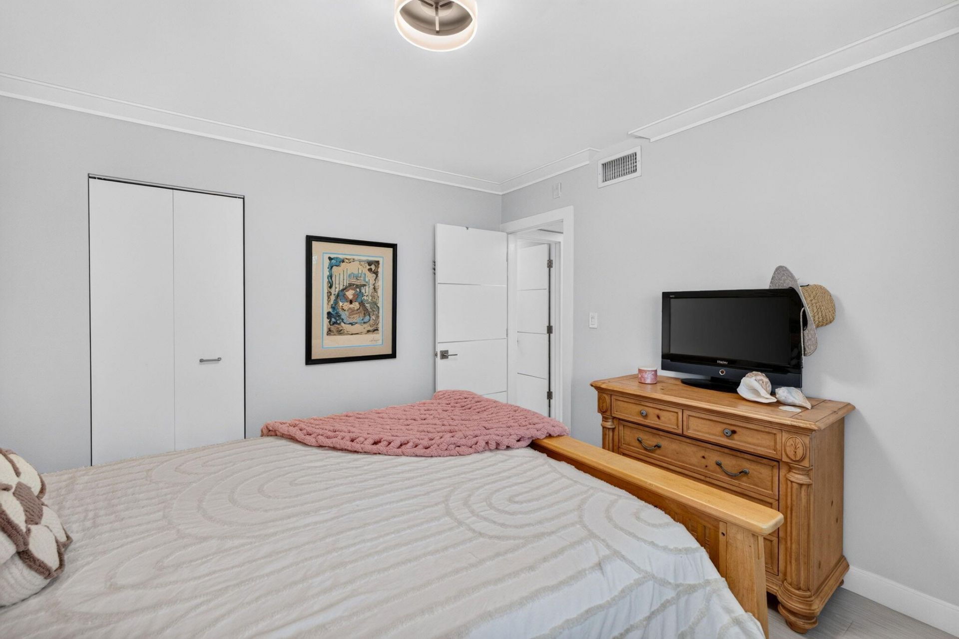 1750 NW 3rd Terrace, Unit 303C, Fort Lauderdale, FL 33311 Photo