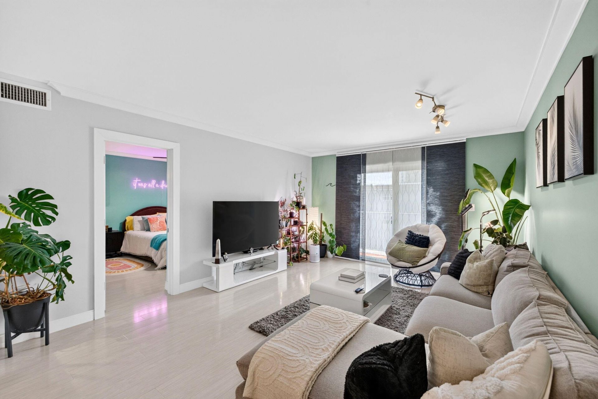 1750 NW 3rd Terrace, Unit 303C, Fort Lauderdale, FL 33311 Photo