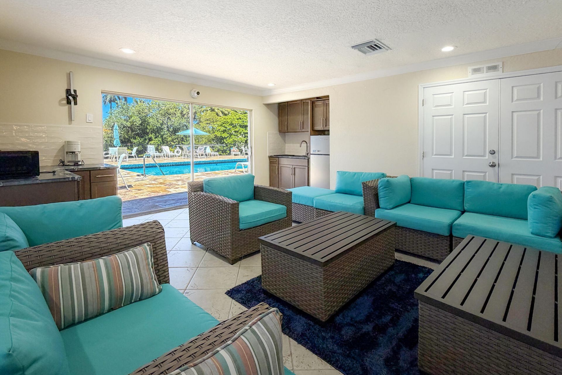 1750 NW 3rd Terrace, Unit 303C, Fort Lauderdale, FL 33311 Photo