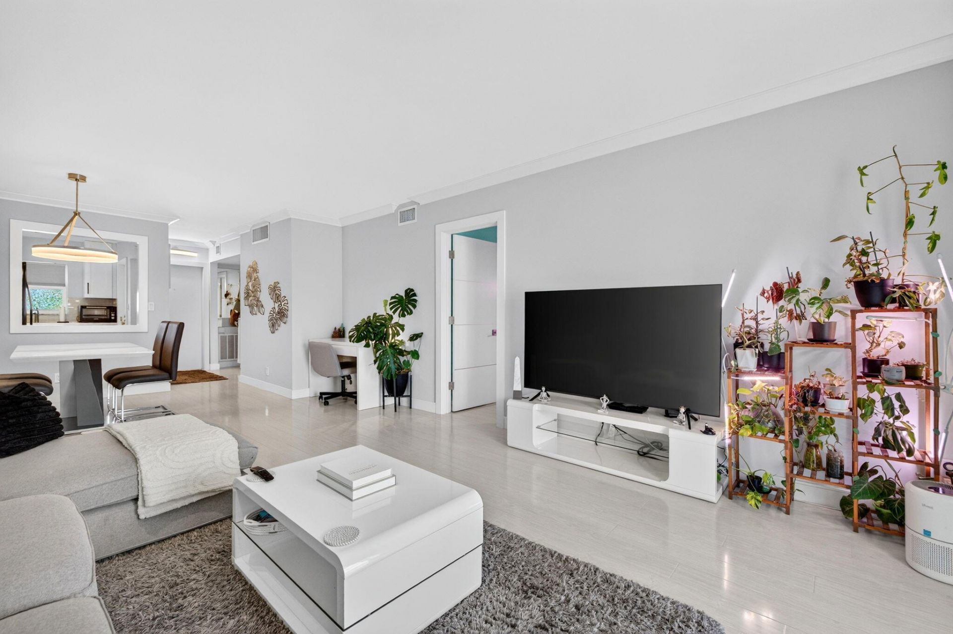 1750 NW 3rd Terrace, Unit 303C, Fort Lauderdale, FL 33311 Photo