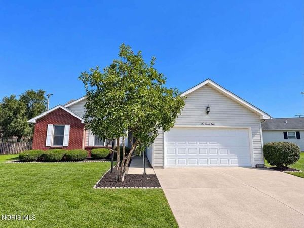 128 W Meade Avenue, Findlay, OH 45840