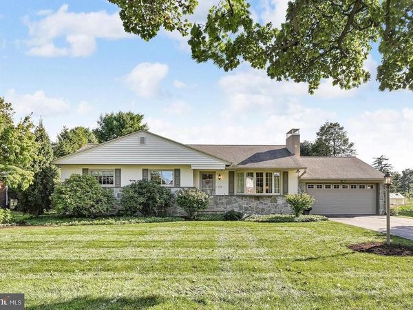 100 CORRY AVENUE, LANCASTER, PA 17601