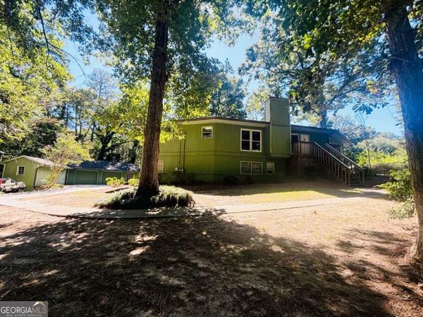 4715 Barnes Court, Loganville, GA 30052