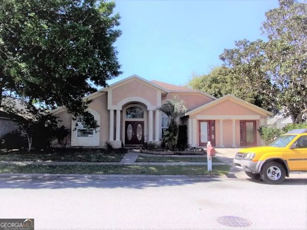 5584 Deer Creek Drive, Orlando, FL 32821