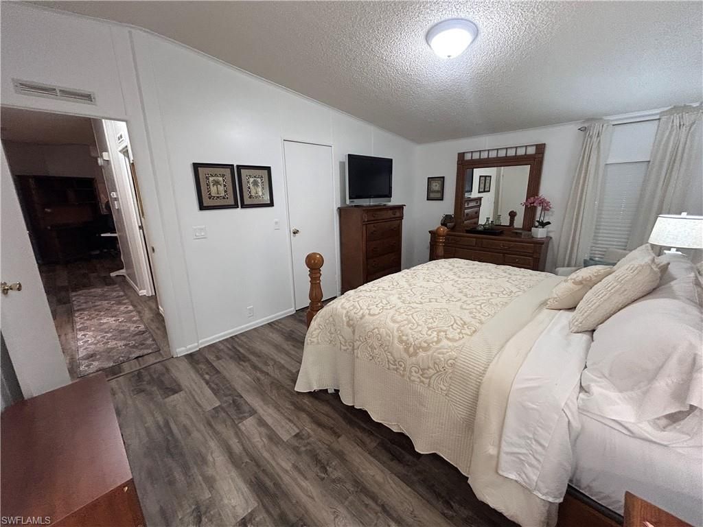 10561 Lake Loop Rd , Unit 37M, North Fort Myers, FL 33903 Photo
