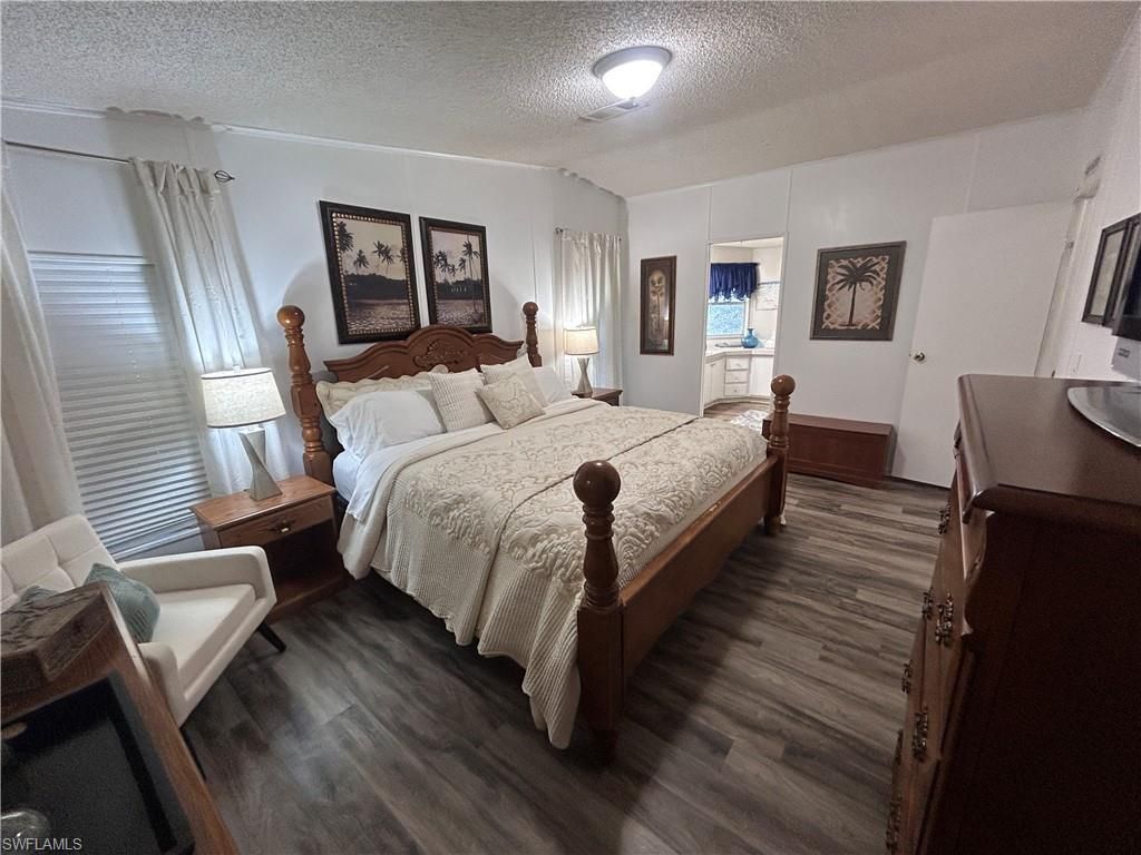 10561 Lake Loop Rd , Unit 37M, North Fort Myers, FL 33903 Photo