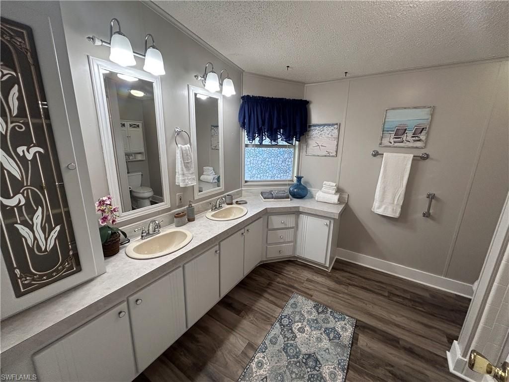 10561 Lake Loop Rd , Unit 37M, North Fort Myers, FL 33903 Photo