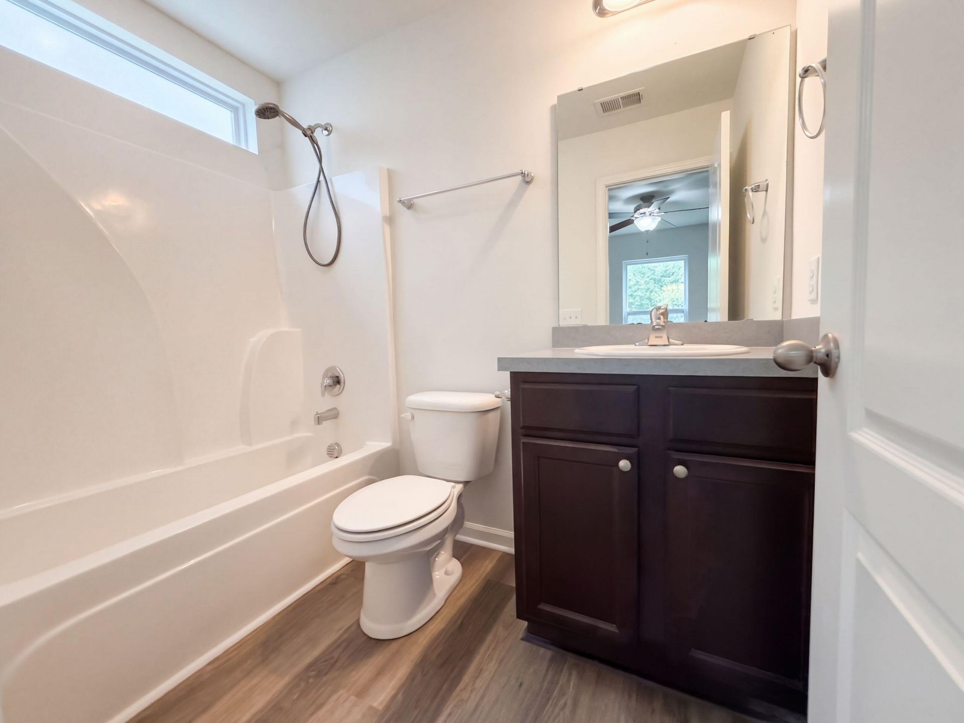 168 Brittondale Road Photo 12