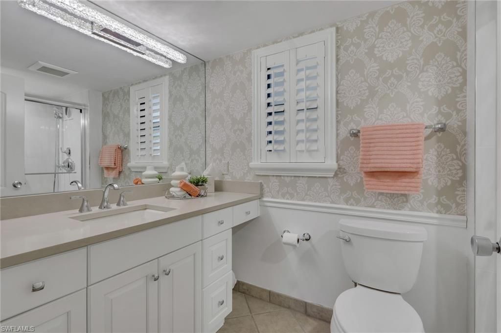 5954 Pelican Bay Blvd, Unit 212, Naples, FL 34108 Photo