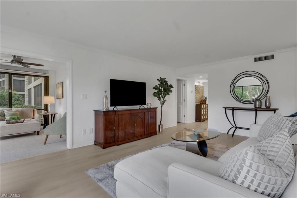 5954 Pelican Bay Blvd, Unit 212, Naples, FL 34108 Photo