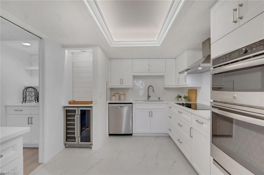 5954 Pelican Bay Blvd, Unit 212, Naples, FL 34108 Photo