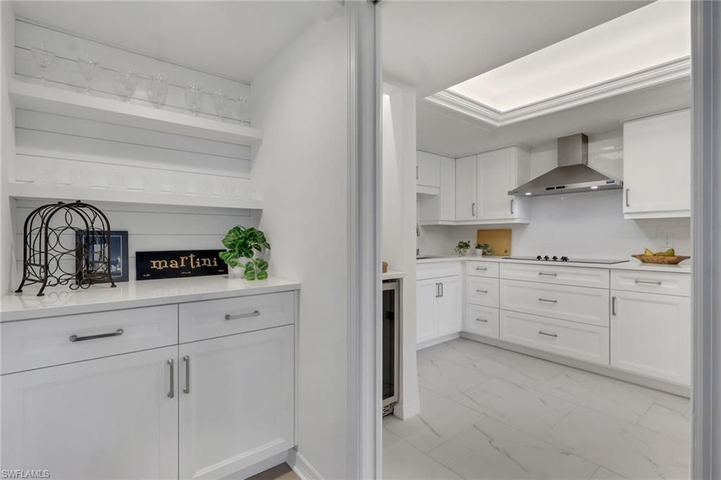 5954 Pelican Bay Blvd, Unit 212, Naples, FL 34108 Photo