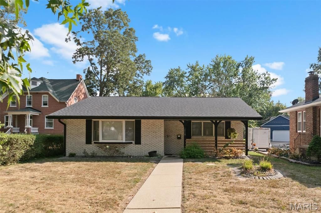 1510 Lindenthal Avenue , Highland, IL 62249 Main Photo