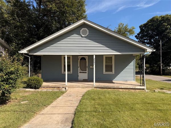 2201 Johnson Street , Alton, IL 62002