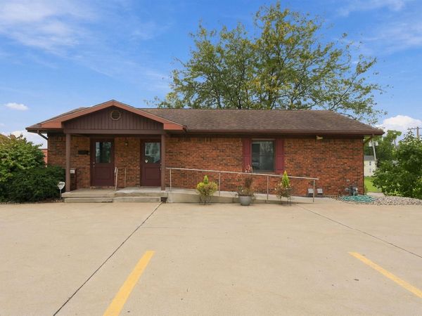 207 W Winona Avenue, Warsaw, IN 46580