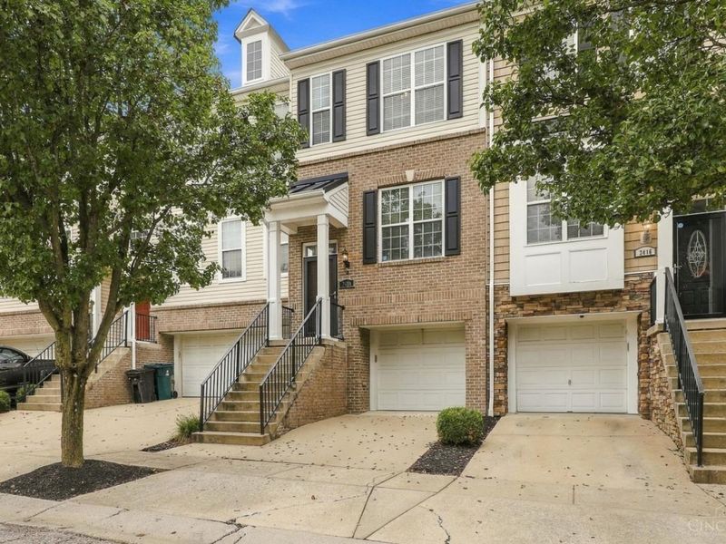 2418 Bluffcrest Lane, Cincinnati, OH 45238 Photo 1
