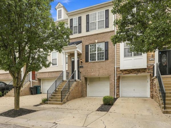 2418 Bluffcrest Lane, Cincinnati, OH 45238