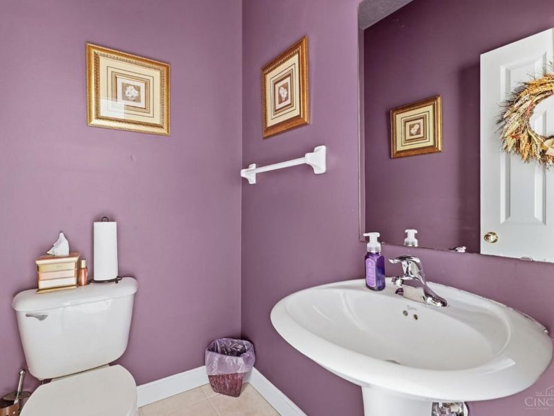 2418 Bluffcrest Lane, Cincinnati, OH 45238 Photo 9