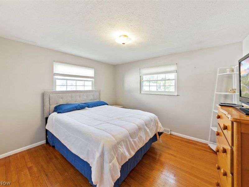 111 Edgefield Drive, Elyria, OH 44035 Photo 11