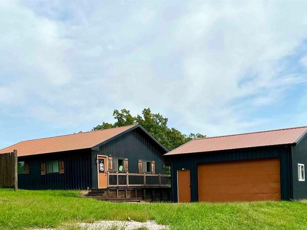 30302 Hickory Hill Road, Unionville, IA 52594