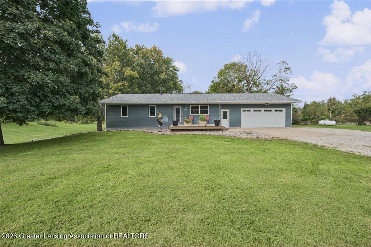 9480 Fenner Road, Laingsburg, MI 48848 Main Photo