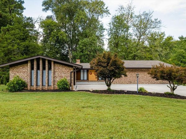 825 Everhart Drive, Cleveland, TN 37311