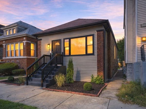 710 E 92nd Place E, Chicago, IL 60619