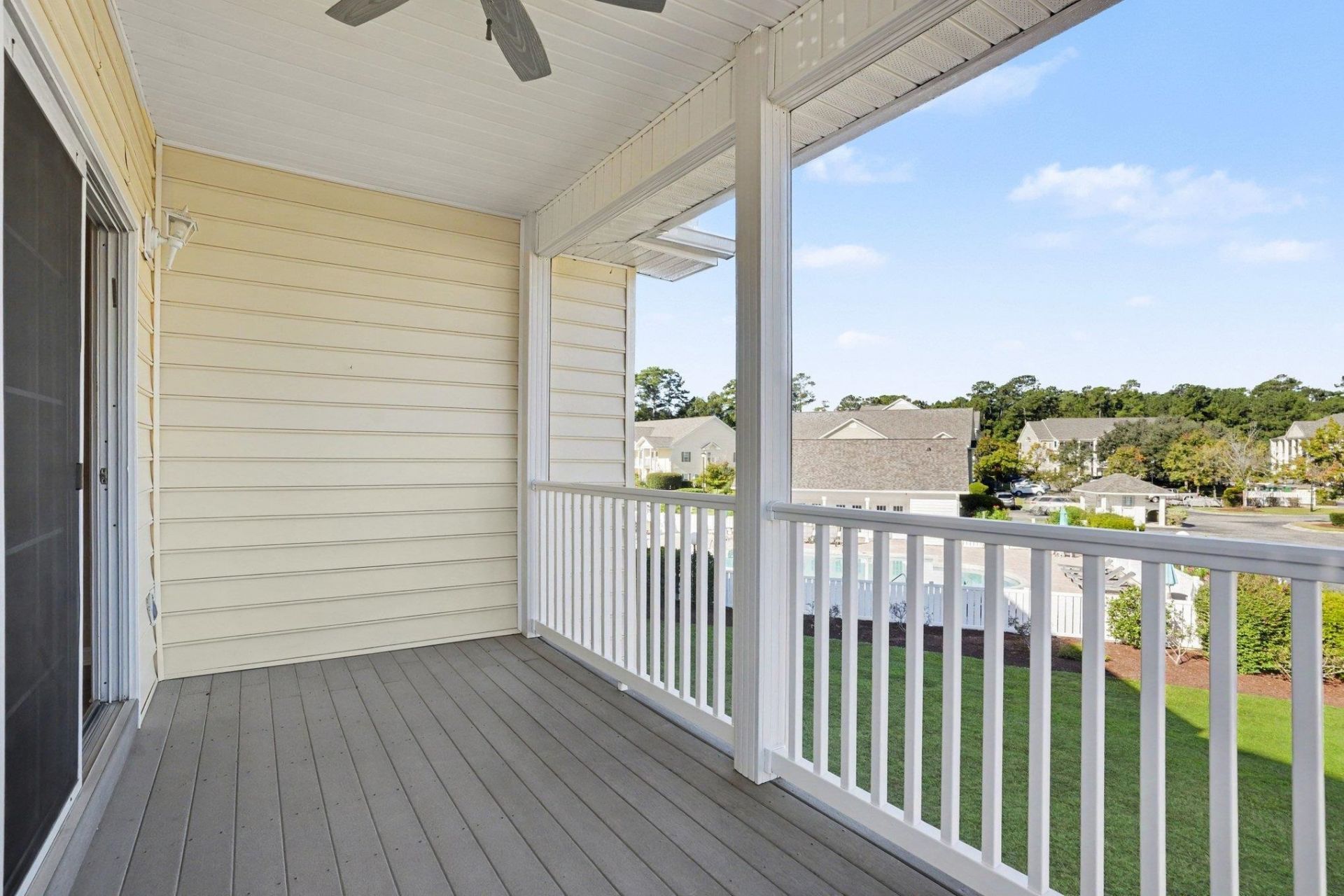 5816 Longwood Dr. Photo 32