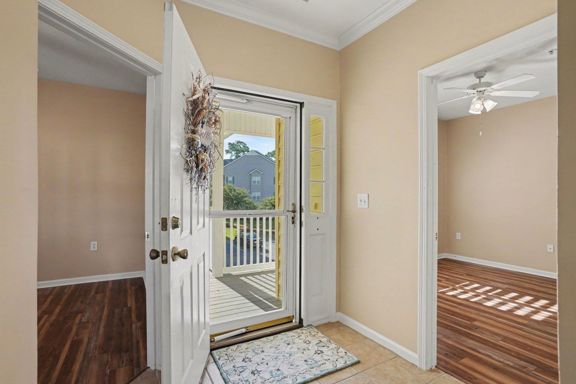 5816 Longwood Dr. Photo 7