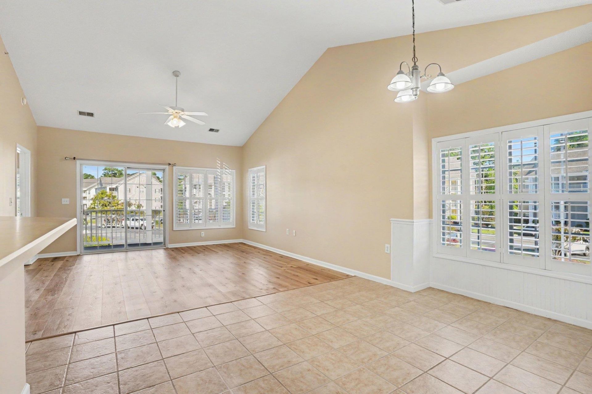 5816 Longwood Dr. Photo 8