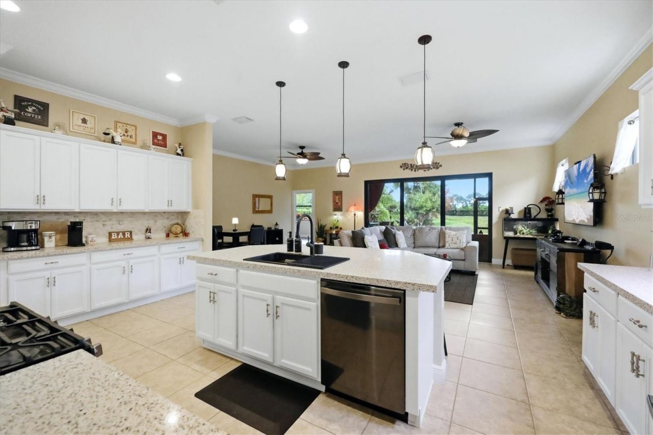 10035 Marbella Drive, Bradenton, FL 34211 Photo