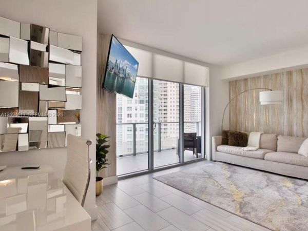 1300 Brickell Bay Dr , Unit 1711, Miami, FL 33131