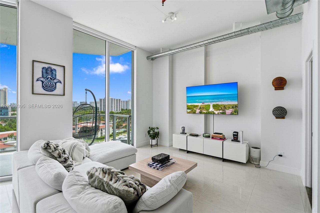 3029 NE 188th St, Unit 911, Aventura, FL 33180 Photo