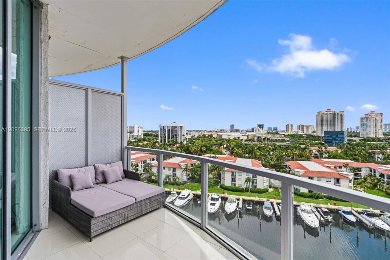 3029 NE 188th St, Unit 911, Aventura, FL 33180 Photo