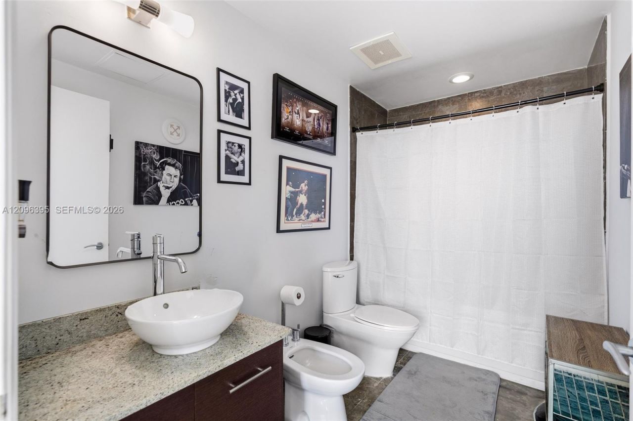 3029 NE 188th St, Unit 911, Aventura, FL 33180 Photo