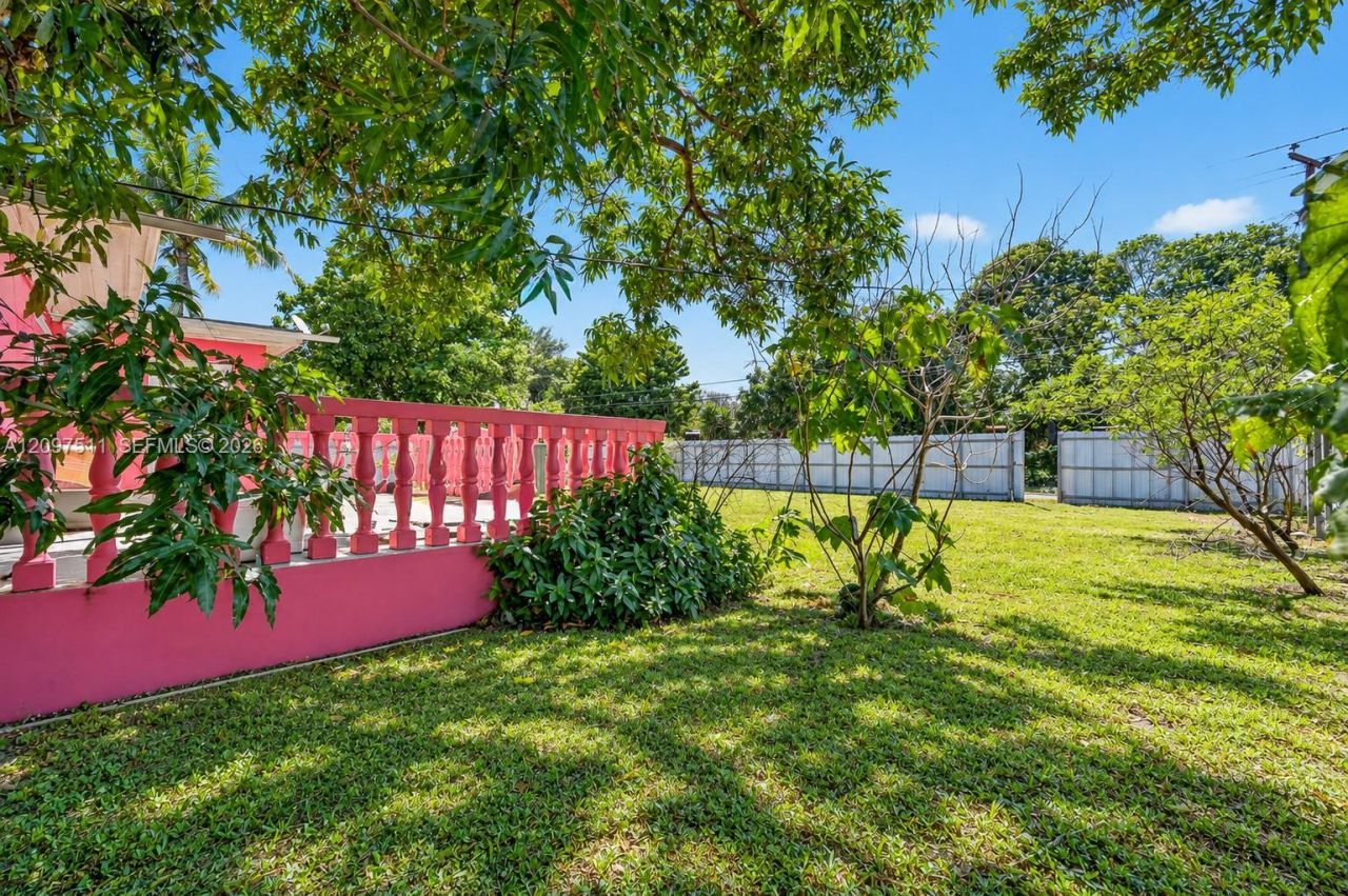 940 NW 135th St, North Miami, FL 33168 Photo