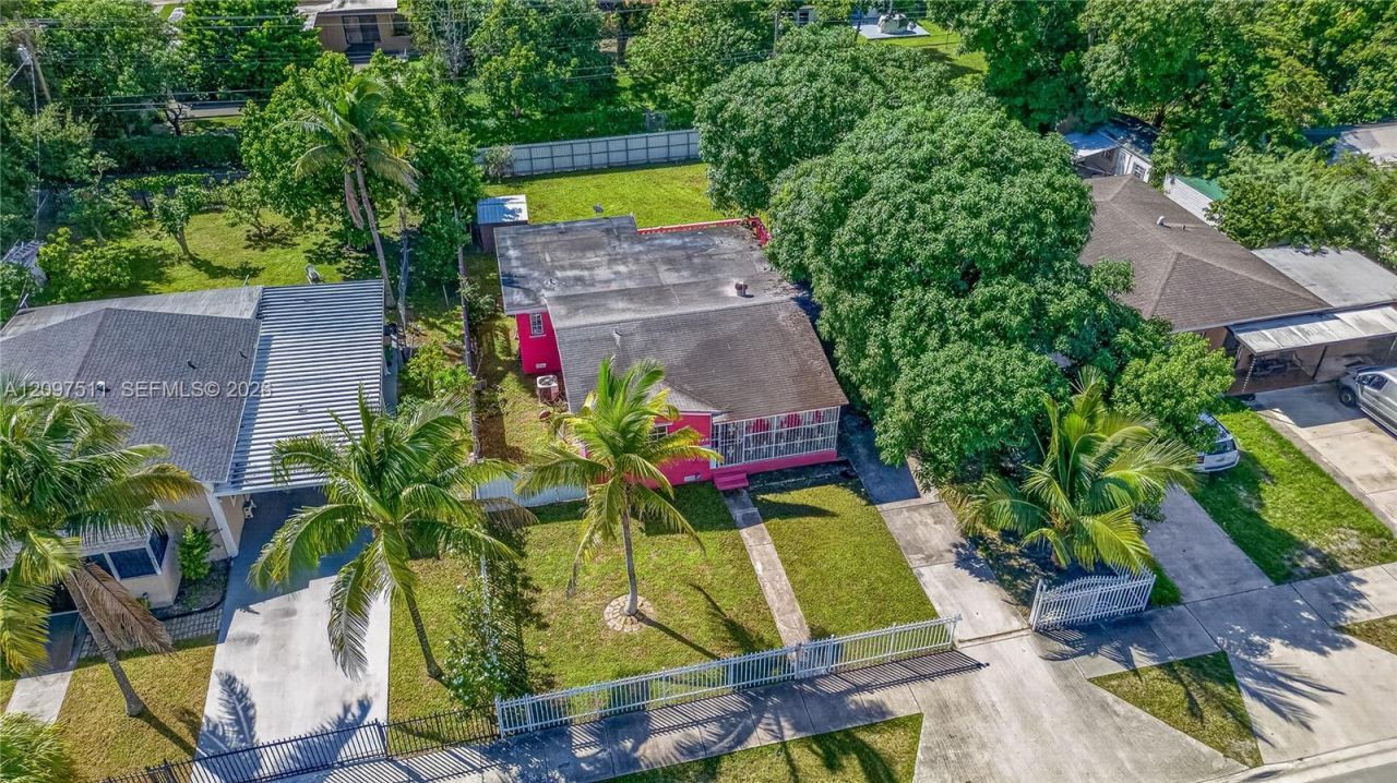 940 NW 135th St, North Miami, FL 33168 Photo