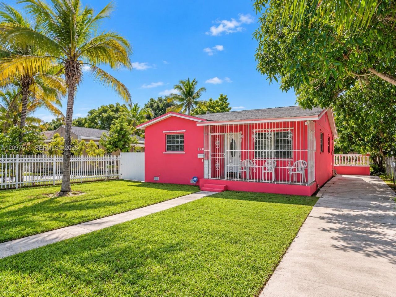 940 NW 135th St, North Miami, FL 33168 Photo