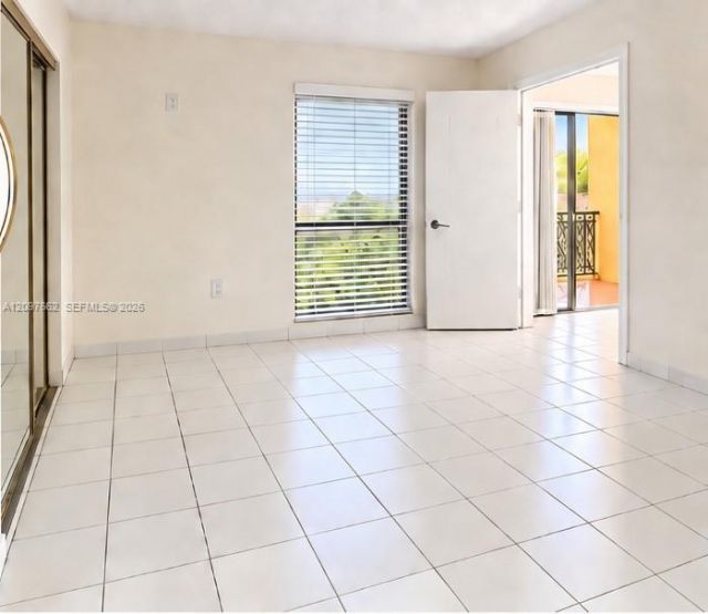 4707 NW 7th St , Unit 402-8, Miami, FL 33126 Photo