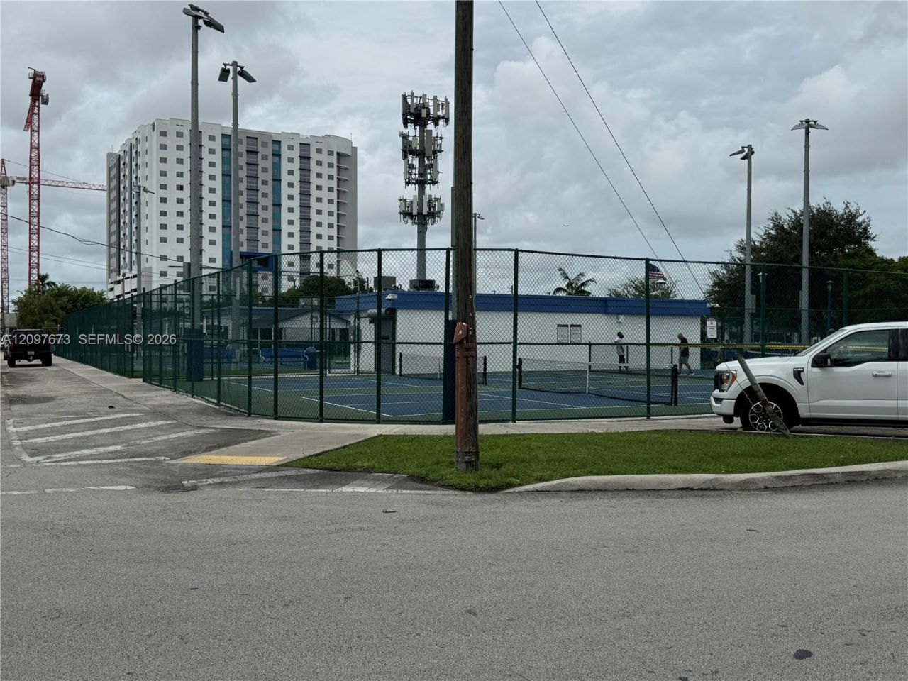 405 SW 106th Ave, Sweetwater, FL 33174 Photo