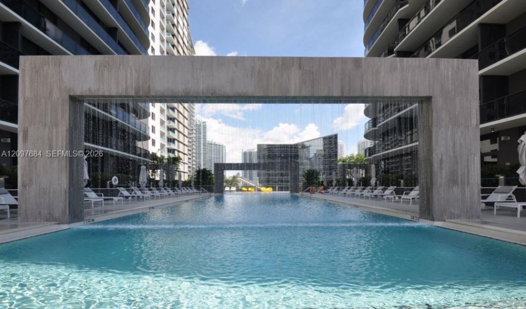 45 SW 9th St, Unit 2308, Miami, FL 33130 Photo