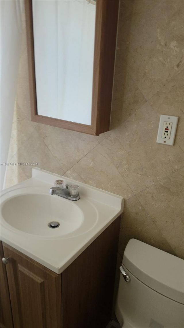 702 Boabadilla St , Coral Gables, FL 33134 Photo