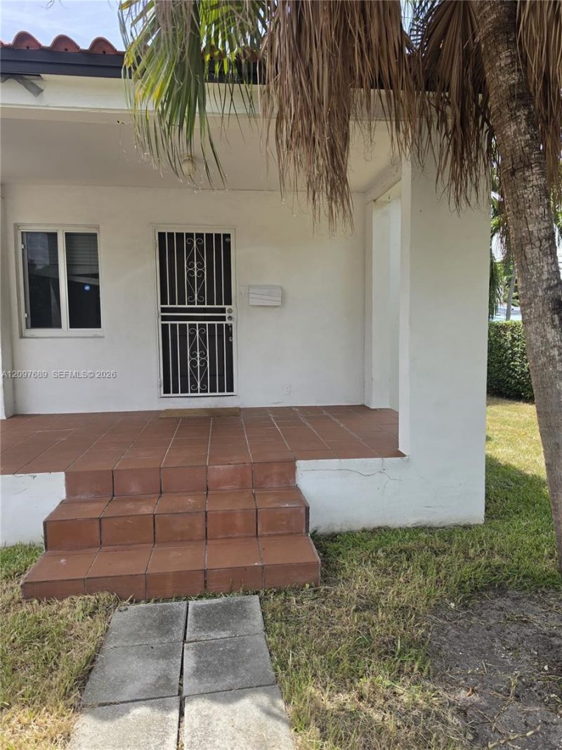 702 Boabadilla St , Coral Gables, FL 33134 Photo