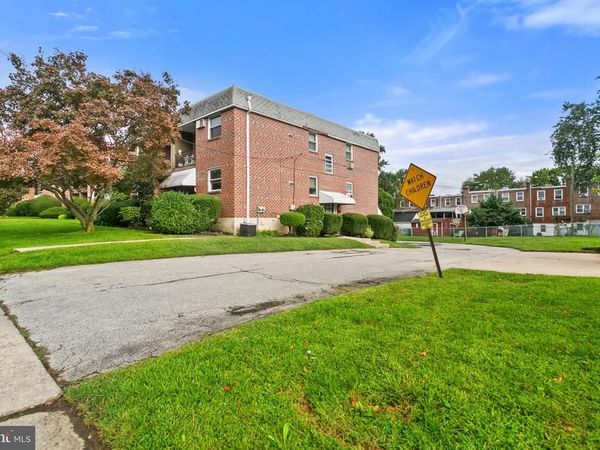 466 RIVELY AVENUE, COLLINGDALE, PA 19023