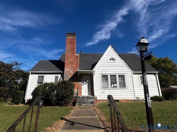 412 Third Avenue, Farmville, VA 23901