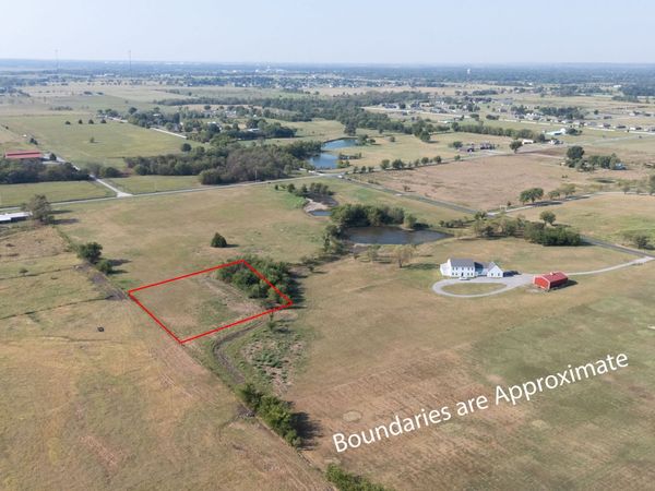 11 W 470 Road , Pryor, OK 74361