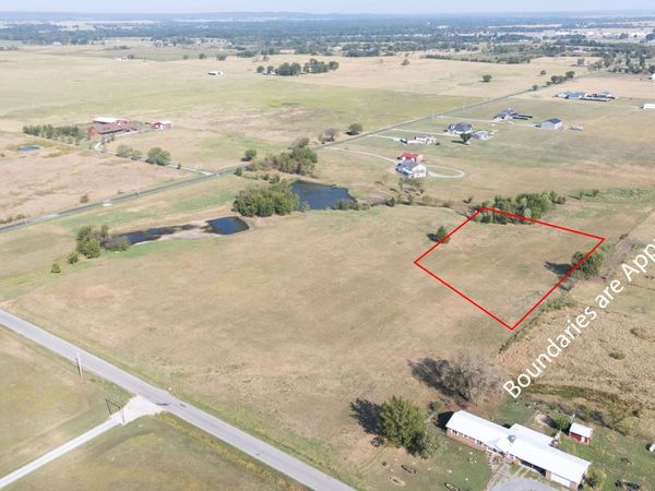10 W 470 Road , Pryor, OK 74361